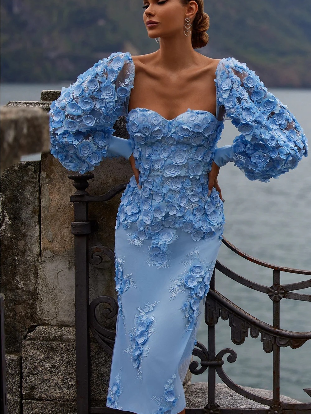 Alamour The Label Ginvra Sky Blue 3D Floral Puff-Sleeve Midi Dress XS